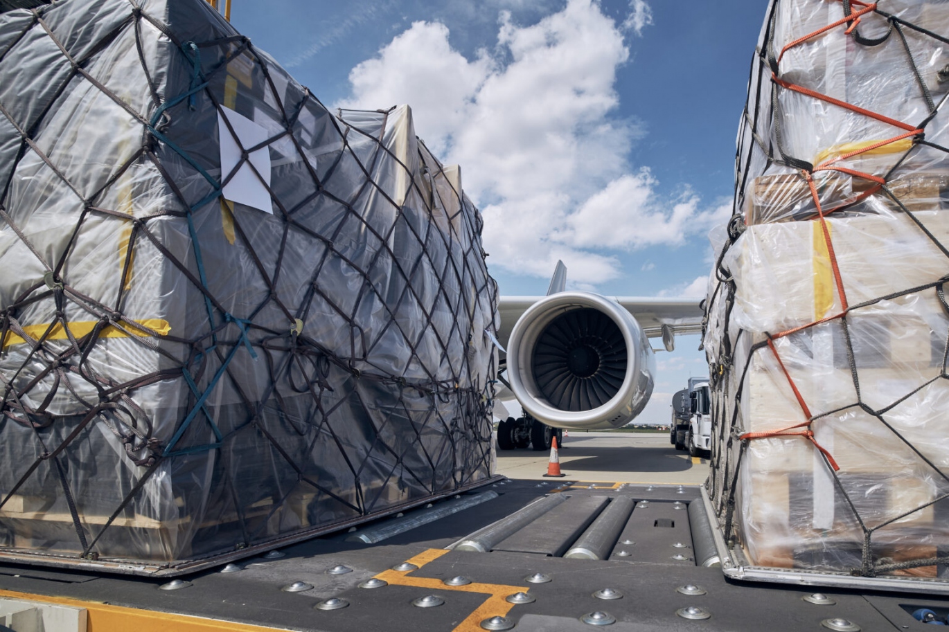 Contract Logistics services from Uplift Express Ltd for efficient supply chain management